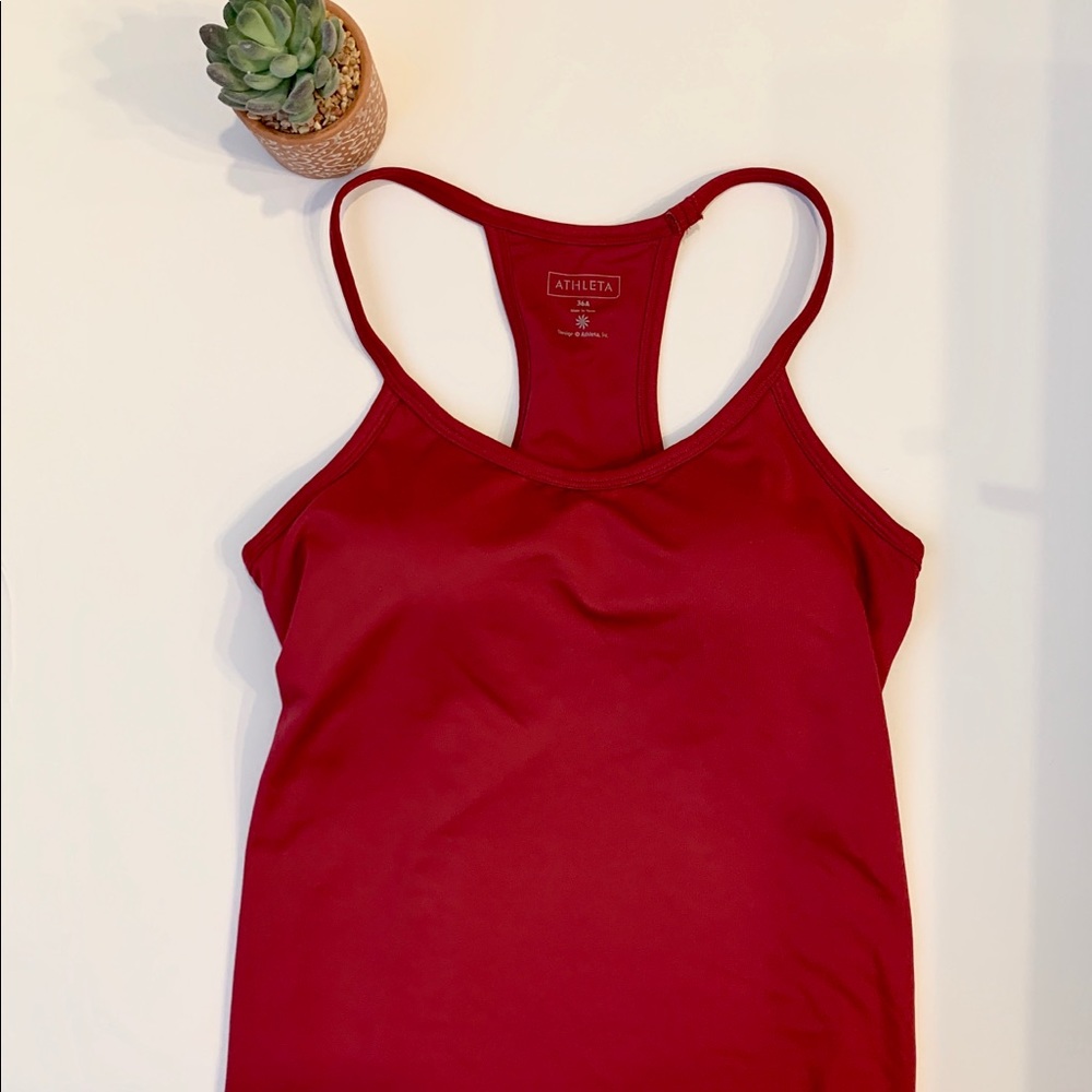 Athleta Women’s Red Tank and Sports bra Sz 36A